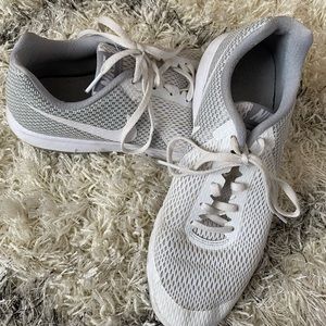 Women’s Nike Flex Experience RN6 Sneakers